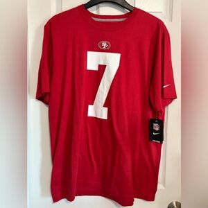 BNWT NIKE MEN COLIN KAEPERNICK NUMBER 7 S/S T SHIRT RED US SIZE EXTRA LARGE (XL)
